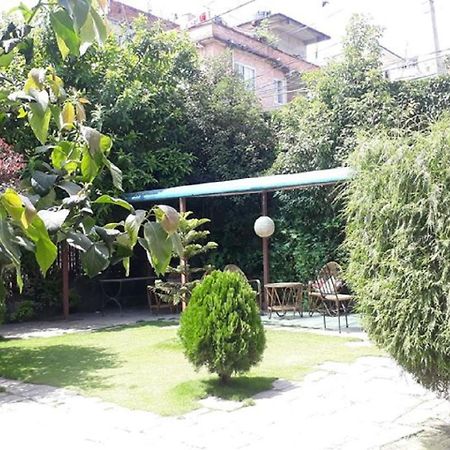 Bodhi Guest House Baudhatinchule Kültér fotó